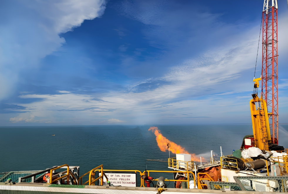 Oil India finds gas and condensate in shallow-water Krishna-Godavari well